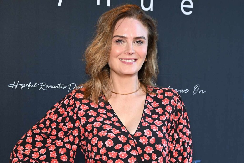 Emily Deschanel
